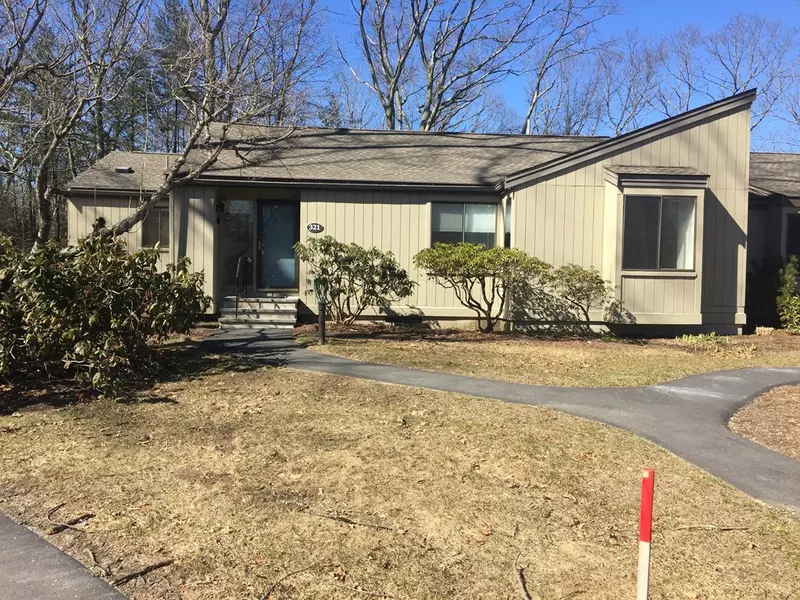 321 Hemlock Circle #321, Lincoln, MA 01773