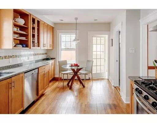 Brookline, MA 02467,125 Bonad Rd