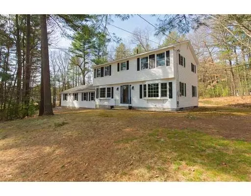 8 Muldoon, Hudson, NH 03051