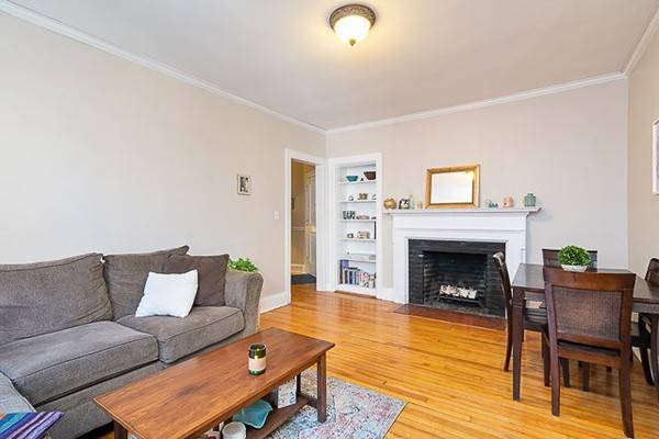 Cambridge, MA 02138,21 Chauncy St. #21
