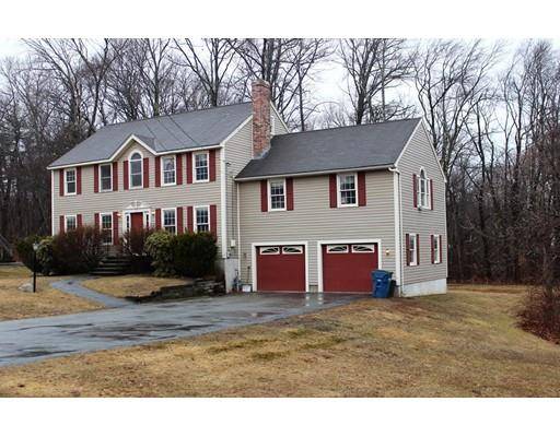 50 Windsor Dr, Tewksbury, MA 01876