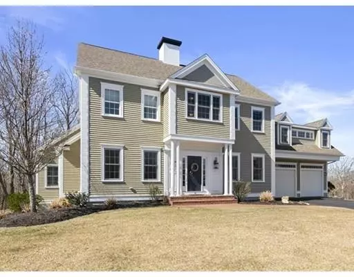 32 Lauren Ln, Scituate, MA 02066