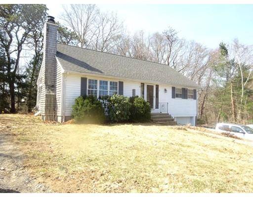 34 Moody Dr, Sandwich, MA 02563