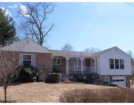 21 Inwood Rd, Auburn, MA 01501