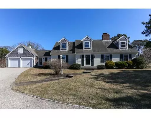 Chatham, MA 02633,352 Riverview Dr