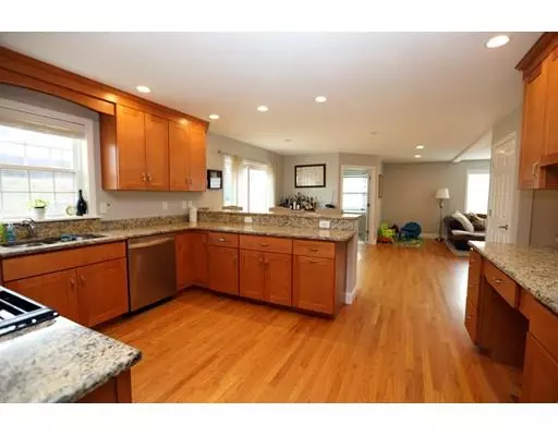 Framingham, MA 01701,95 Elm St