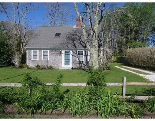 28 Pleasant St, Chatham, MA 02659