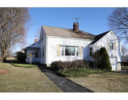 11 Rochelle St, Worcester, MA 01606