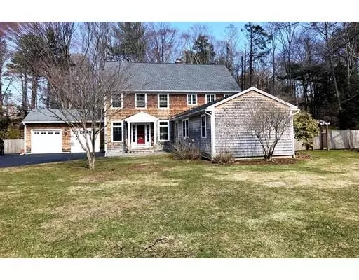 2 Highwood Rd, Manchester, MA 01944