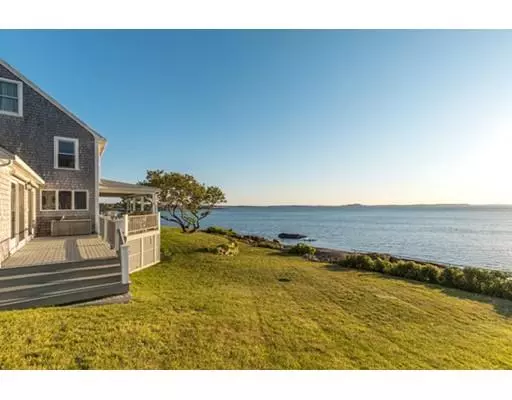 26 Rowley Shore, Gloucester, MA 01930