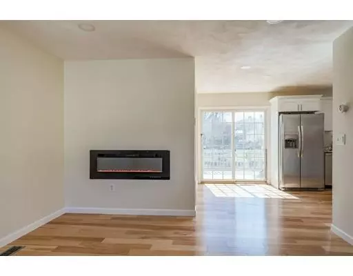 Ipswich, MA 01938,36 Washington Street