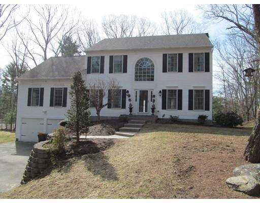 3 Harlow Pond Ct, Franklin, MA 02038