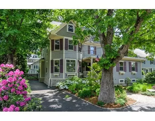 223 Weston Rd, Wellesley, MA 02482