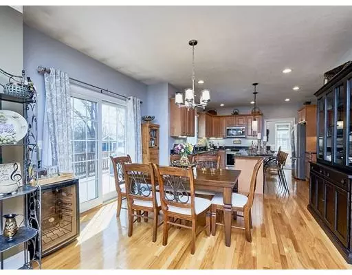 Milford, MA 01757,5 Selma Cir