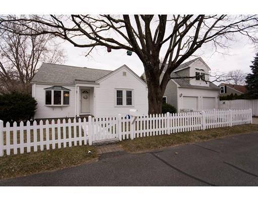 128 Greenfield St, Seekonk, MA 02771