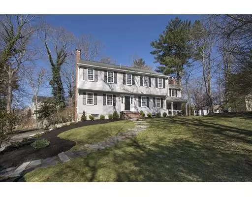 40 Forest Ave, Cohasset, MA 02025