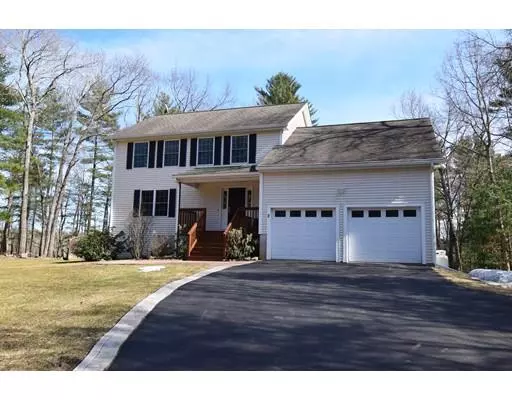 Kingston, NH 03848,2 Derby Ln