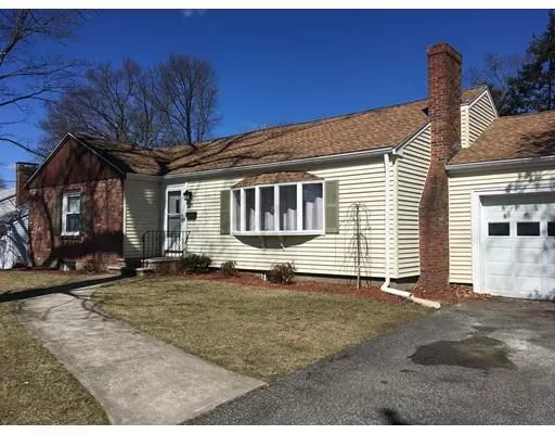 29 Hillcrest Road, Wakefield, MA 01880