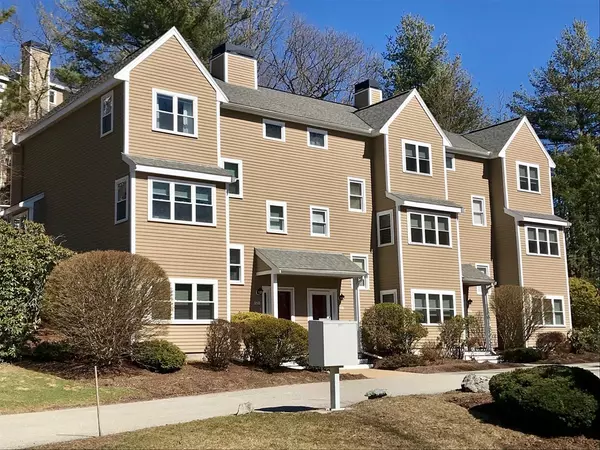 Waltham, MA 02452,220 Bishops Forest Drive #220