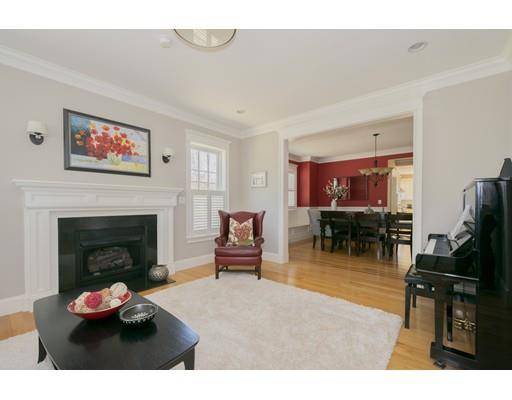 Lexington, MA 02421,10 Vaille Ave