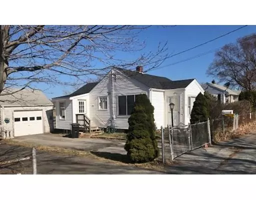 45 Little Neck Ave, Swansea, MA 02777