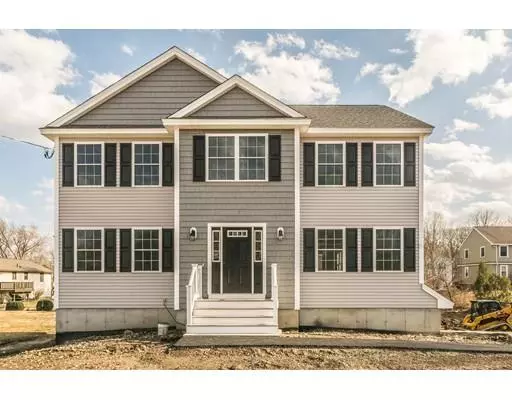 44 Shelton St, Dracut, MA 01826