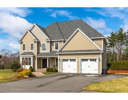 5 Pizzuti Way, Lynnfield, MA 01940