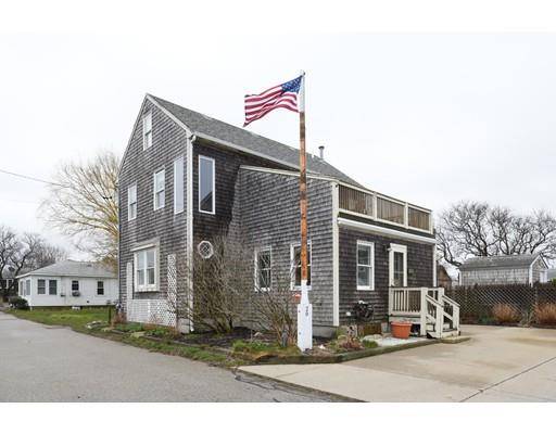 20 Lowell Avenue, Marshfield, MA 02050