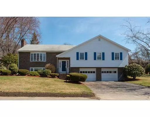 32 Lawndale Road, Stoneham, MA 02180