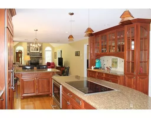 Milford, MA 01757,33 Mill Pond Circle