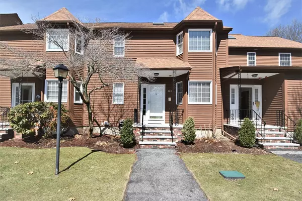 406 Sherwood Forest Ln #406, Saugus, MA 01906