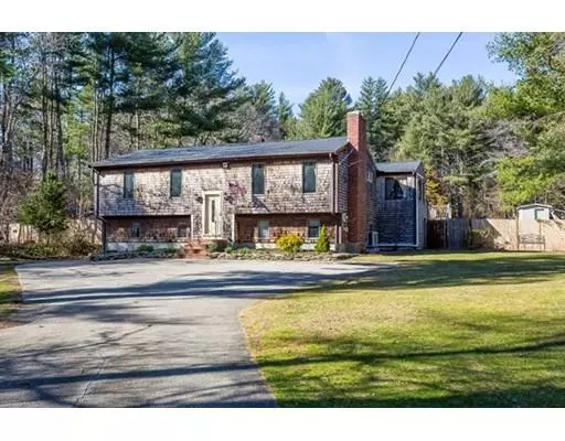 426 Hill St, Raynham, MA 02767