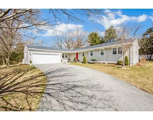 8 Heatherwood, Shrewsbury, MA 01545