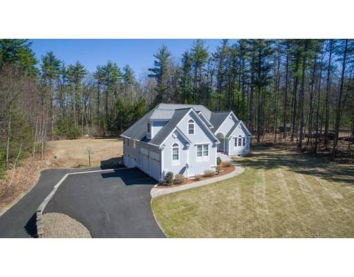 24 Gulf Road, Derry, NH 03038