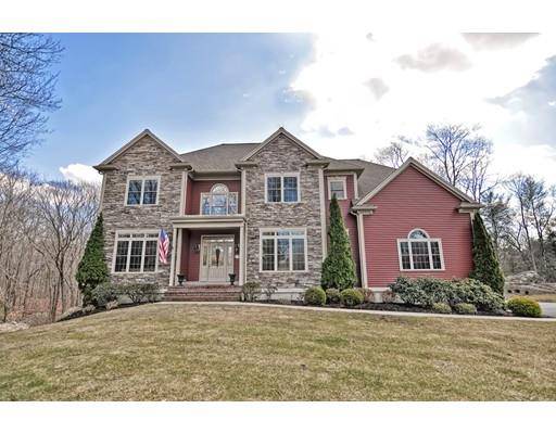 26 Hales Pond Ln, Wrentham, MA 02093