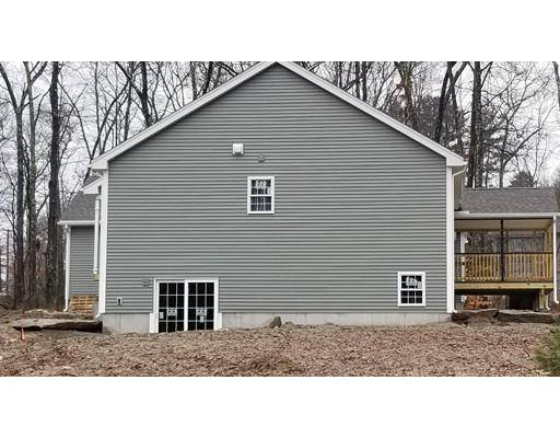 Uxbridge, MA 01569,16 Tucker Hill Rd #Lot 1