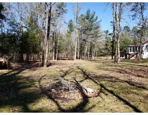 Rochester, MA 02770,1009 Walnut Plain Rd