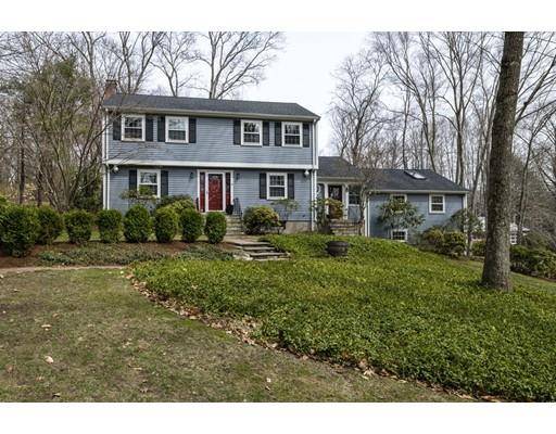 6 Crawford Rd, Lexington, MA 02420