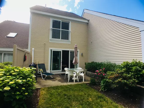 Brewster, MA 02631,64 Howland Cir #64