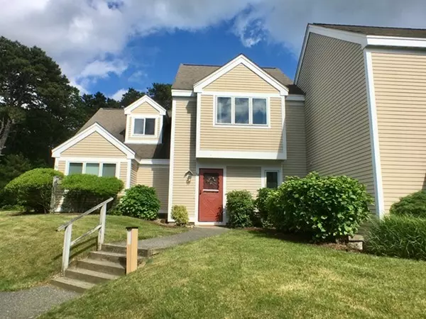 Brewster, MA 02631,64 Howland Cir #64