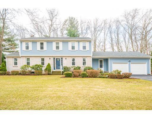 47 Canterbury Ln, Longmeadow, MA 01106