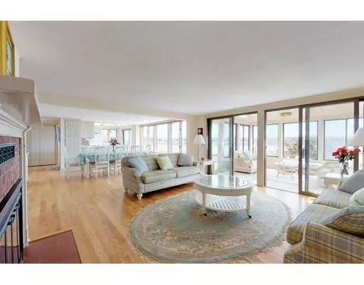 Eastham, MA 02642,305 Mary Chase Rd
