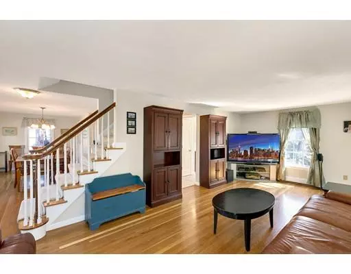 Hanover, MA 02339,73 Great Rock Rd