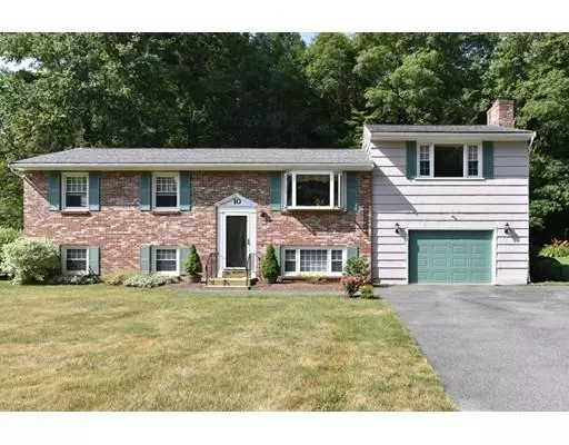 10 Priscilla Road, Hopkinton, MA 01748