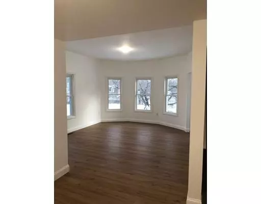 Fitchburg, MA 01420,87 Roosevelt Street