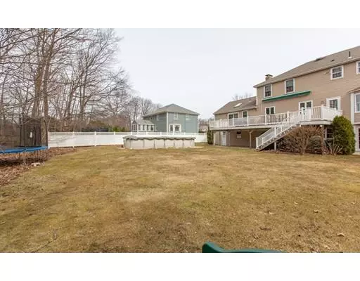 Milford, MA 01757,18 Debbie Ln