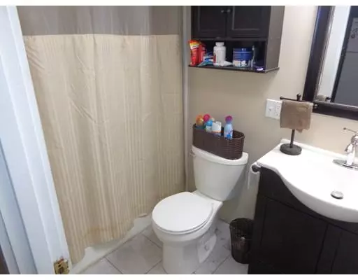 Palmer, MA 01069,17 Dublin St