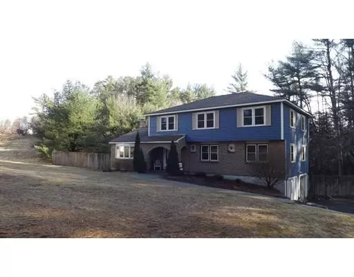 Pepperell, MA 01463,17 Cranberry St