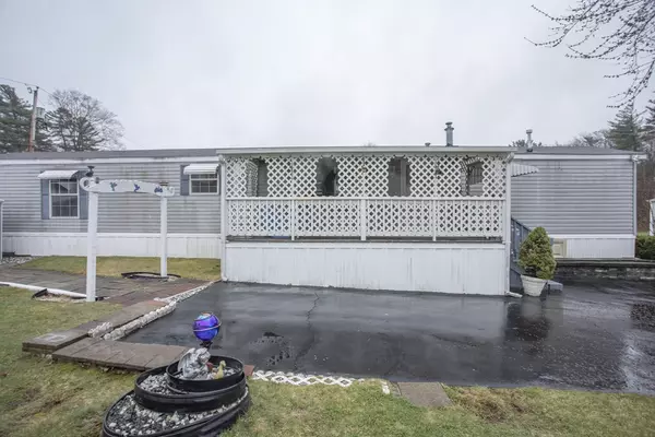 Raynham, MA 02767,61 Tucker Terrace