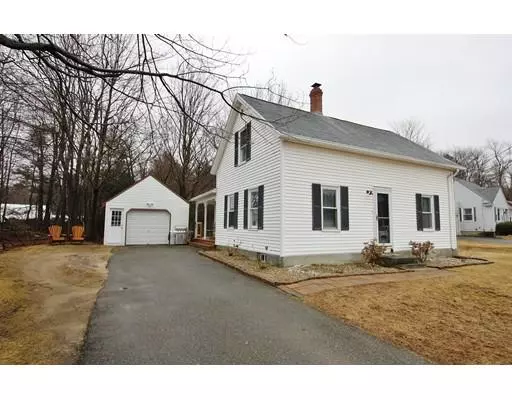 3 S High St, Ashburnham, MA 01430